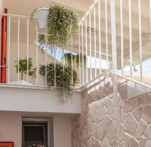 Ecoliving 4* Torre Lapillo